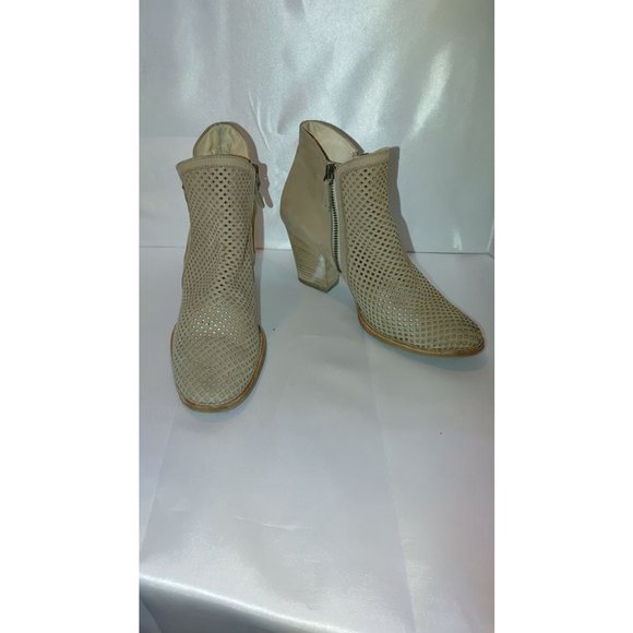 Paul Green Bonzai Perforated Ankle Bootie Size 4.5 - Picture 5 of 8